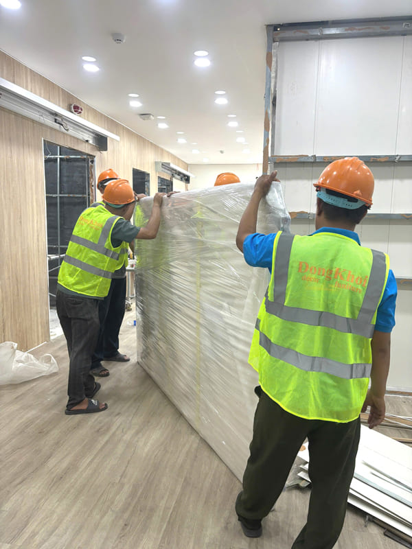 Thi công nha khoa an toàn